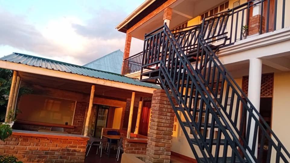 Seven Seven B&B Arusha Exterior photo